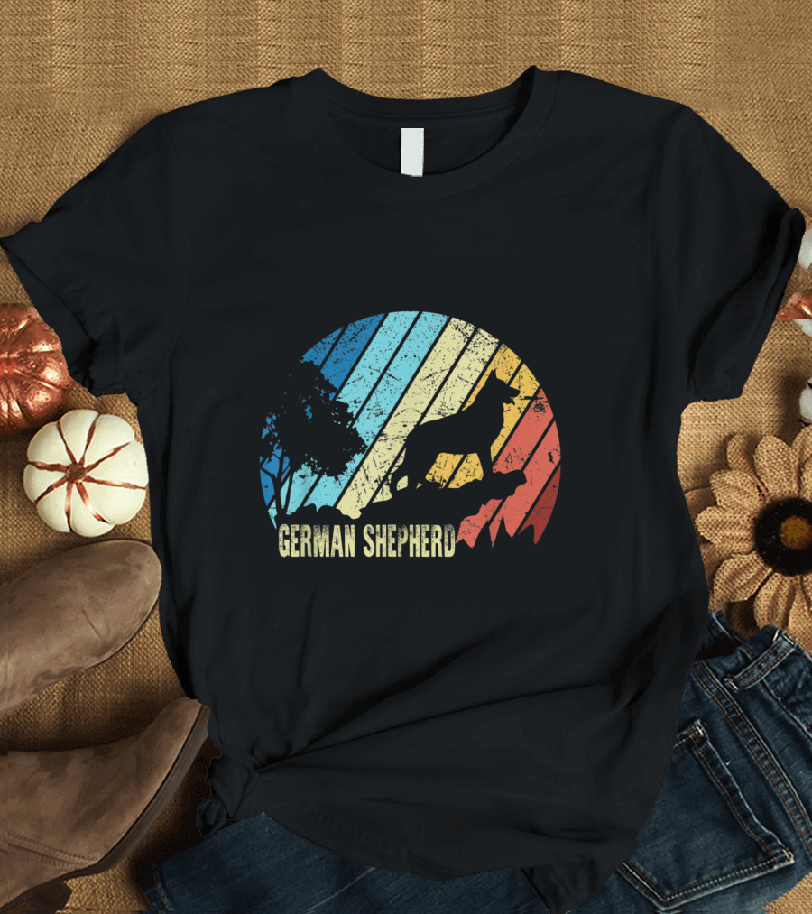 Retro German Shepherd Silhouette on Striped Circle Background T-Shirt