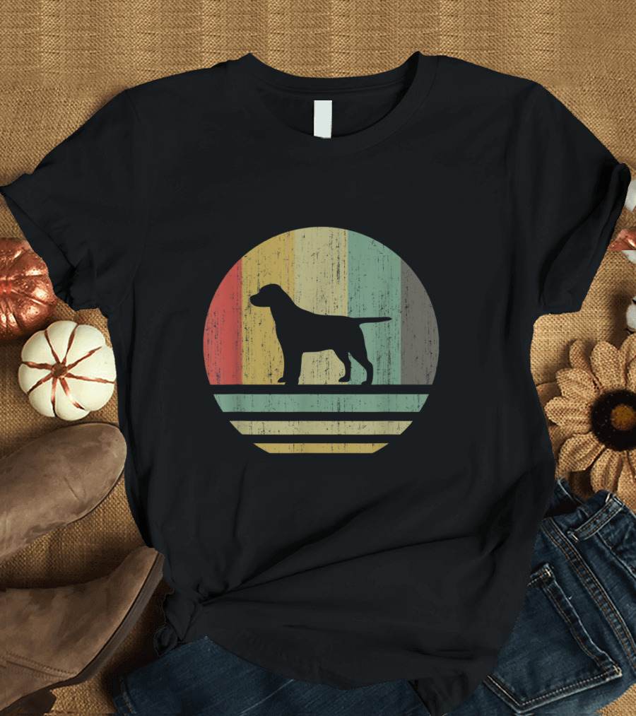 Vintage Labrador Retriever Sunset Stripes T-Shirt