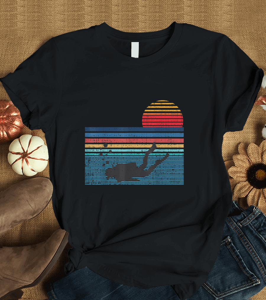 Vintage 80s Scuba Diving Retro Sunset T-Shirt