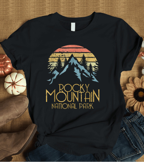 T-Shirt: Vintage Rocky Mountain National Park Retro Style Colorado Scenery T-Shirt Vintage Rocky Mountain National Park Retro Style Colorado Scenery T-Shirt