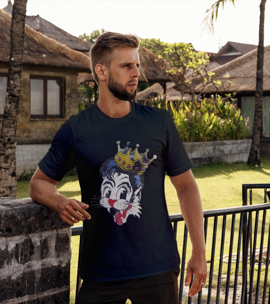 Kiss Cat King Retro Mascot Style With Crown T-Shirt