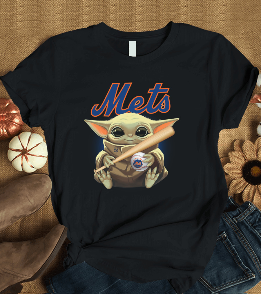 Mets Baby Yoda Holding Baseball Bat And Baseball With New York Mets T-Shirt