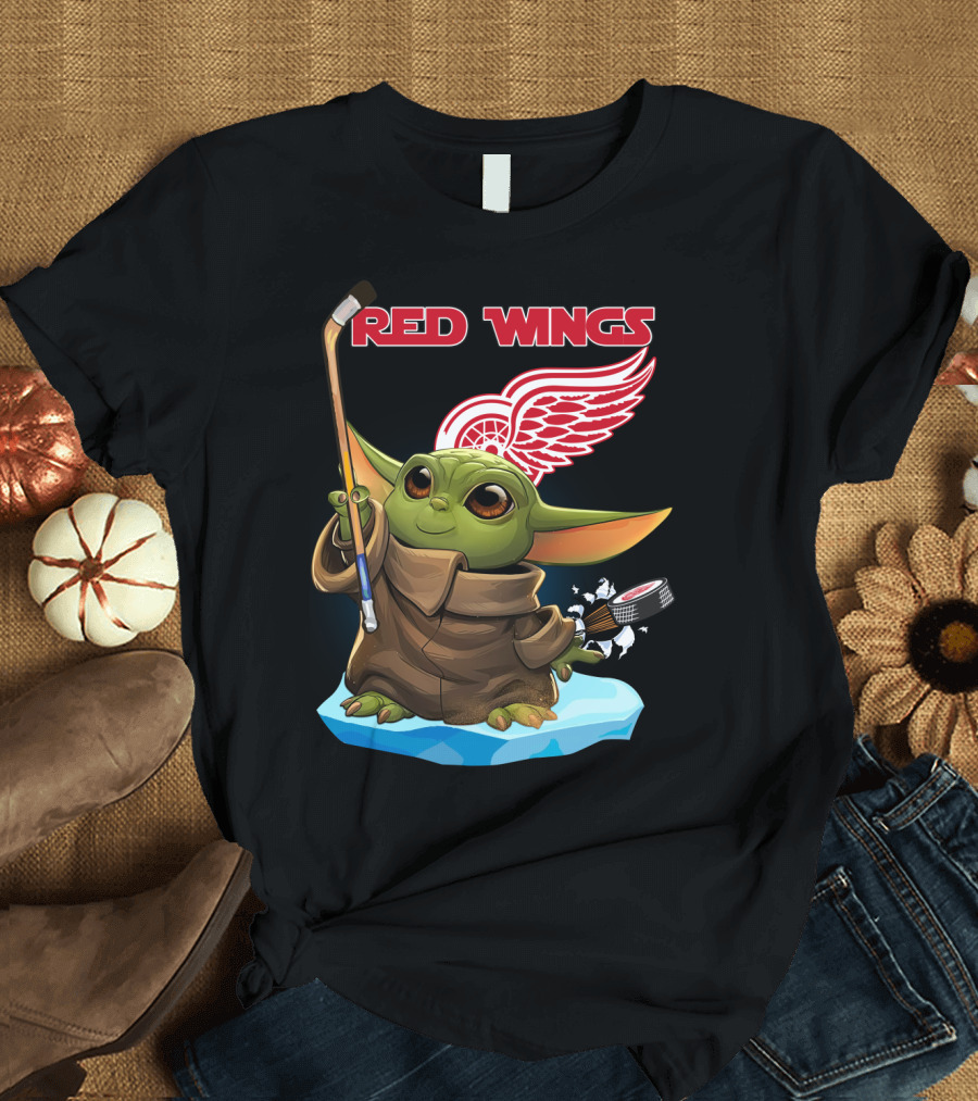Red Wings Baby Yoda Hockey Stick NHL Frozen Puck T-Shirt