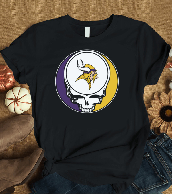 T-Shirt: GRATEFUL DEAD Vikings Logo Skull Helmet T-Shirt GRATEFUL DEAD Vikings Logo Skull Helmet T-Shirt