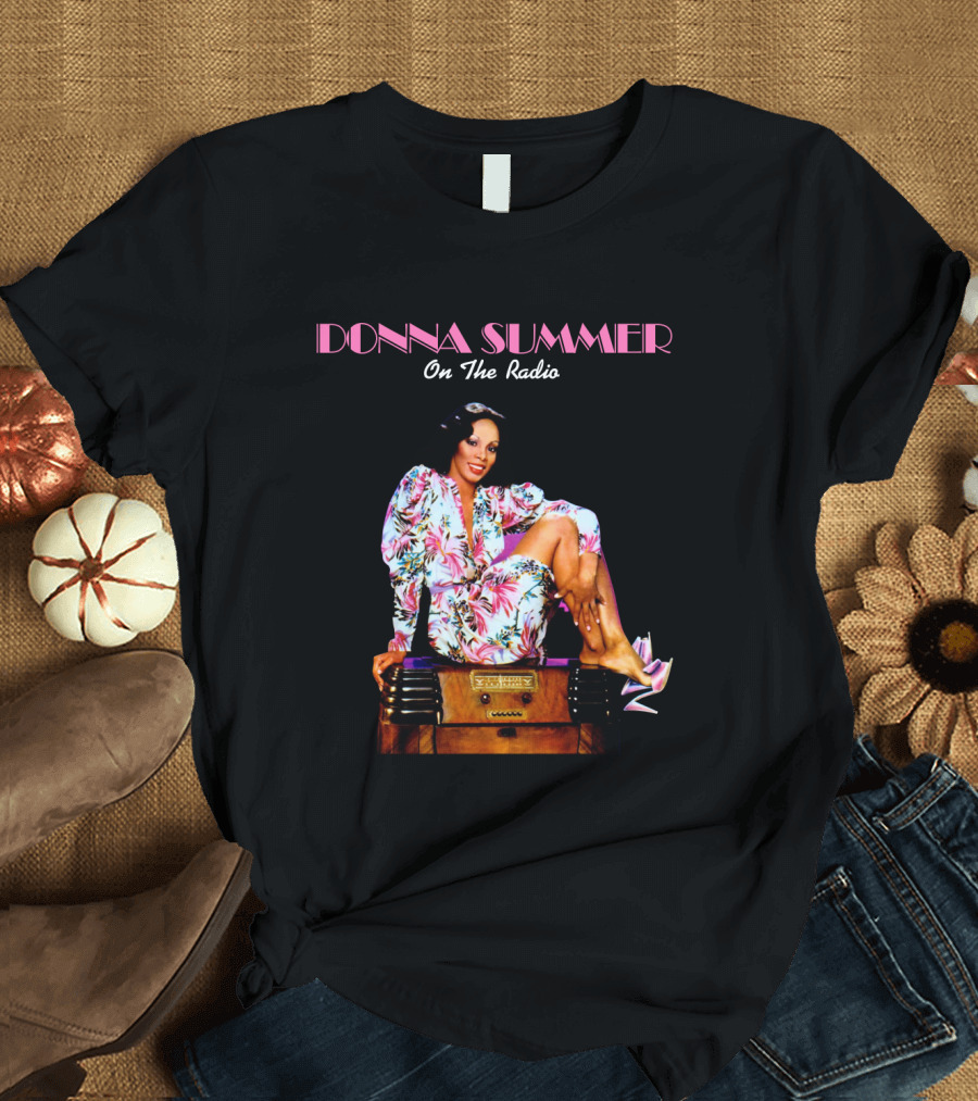 Donna Summer On The Radio 08 Retro Glam Pose T-Shirt