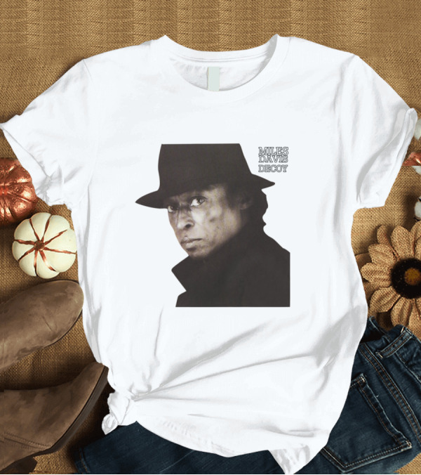 T-Shirt: MILES DAVIS DECOY T-Shirt MILES DAVIS DECOY T-Shirt