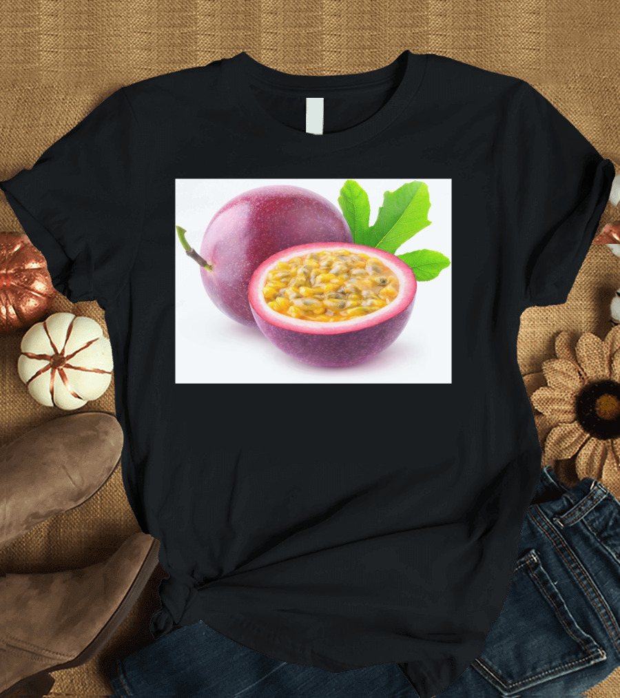 Cut Passion Fruits Art Fresh Juicy T-Shirt