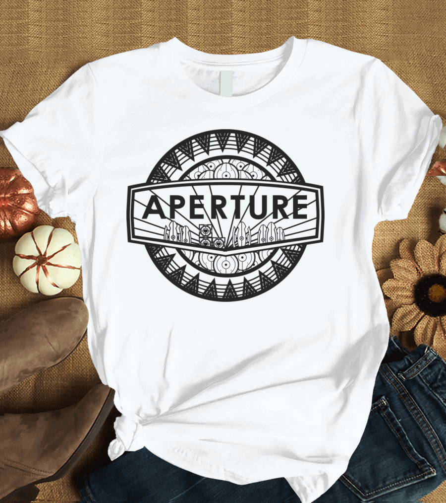 Aperture GLaDOS Portal Video Game Reference T-Shirt