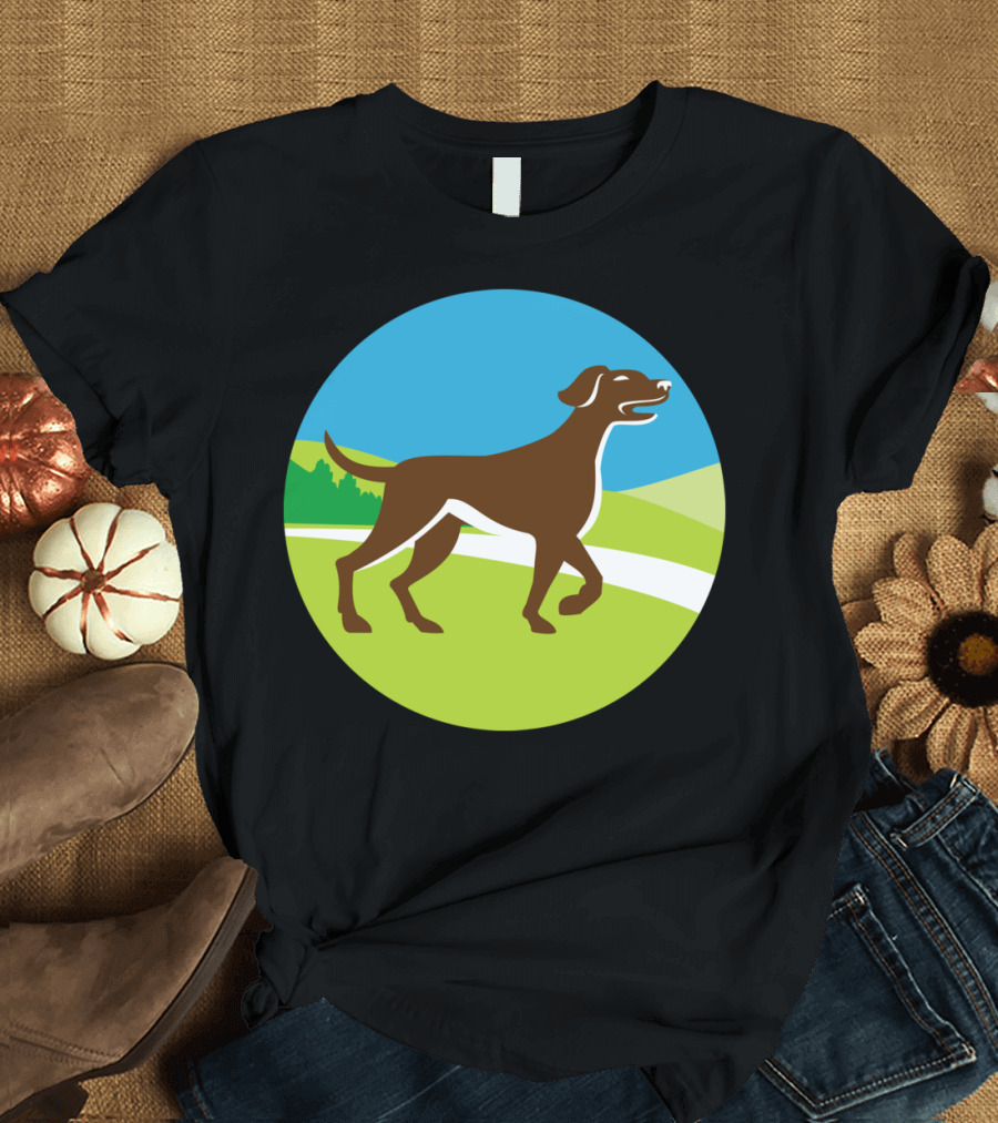 English Pointer Dog in Landscape Circle R T-Shirt