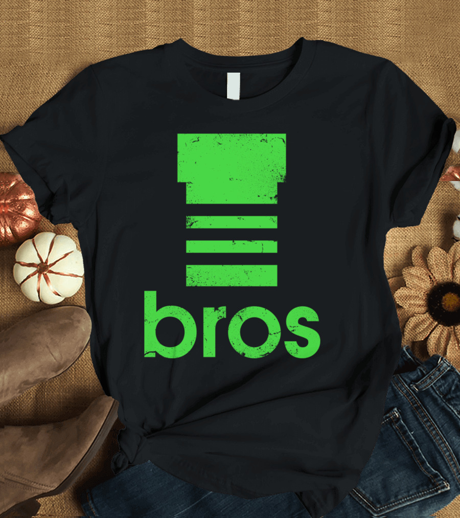 Luigi Bros Retro Green Pixel Pipe T-Shirt