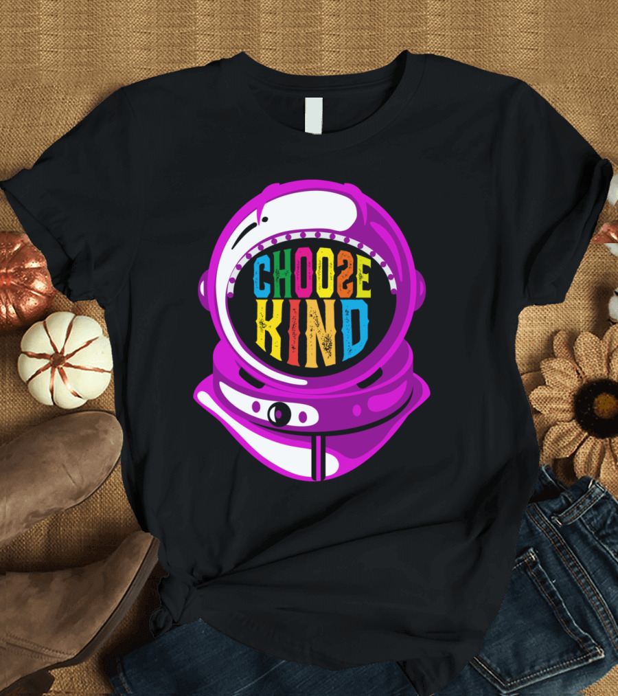 Vintage Teacher Choose Kind Astronaut Helmet T-Shirt
