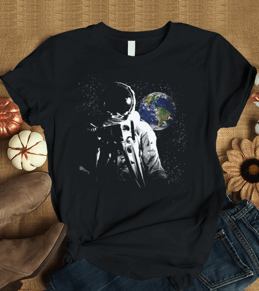 Spaceman Astronaut with Earth in the Background T-Shirt