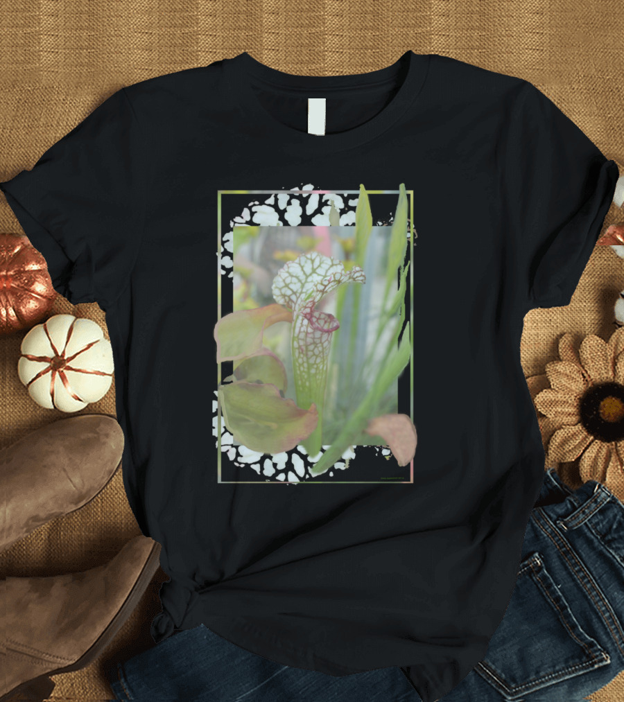 Carnivorous Plant Botanical Art with Nature-Inspired Frame T-Shirt