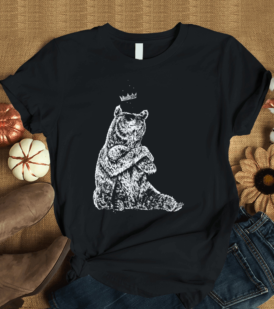 Cool Bear Crown Sunglasses Relaxed Sitting T-Shirt