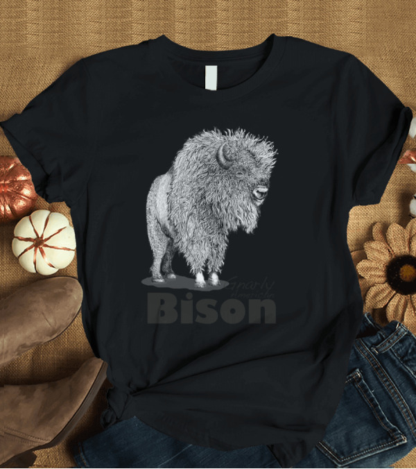 T-Shirt: Gnarly American Bison Illustration with Detailed Fur Texture T-Shirt Gnarly American Bison Illustration with Detailed Fur Texture T-Shirt