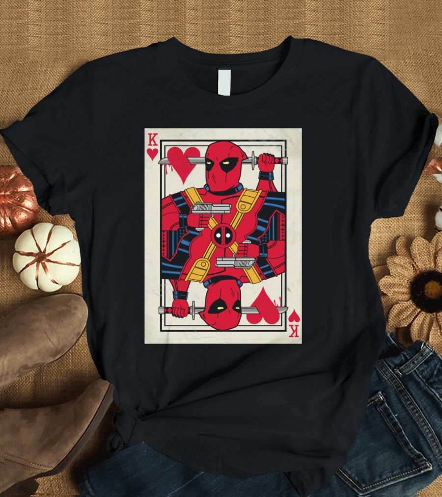 Deadpool King of Hearts Playing Card T-Shirt