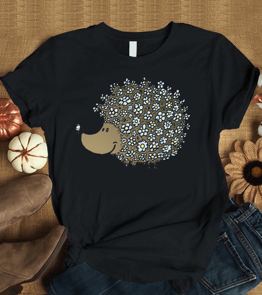 Daisy Hedgehog with Floral T-Shirt