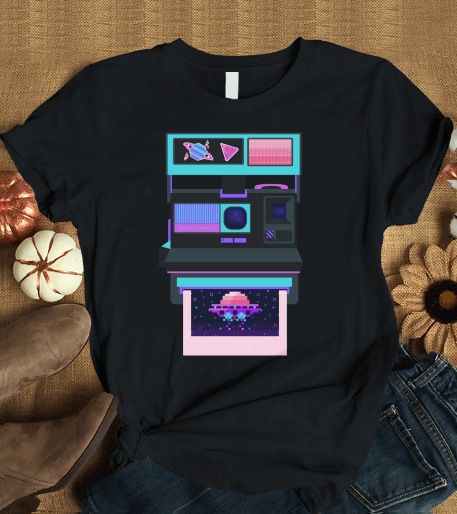 Instaproof Instantaneous Pixel UFO Retro Print T-Shirt
