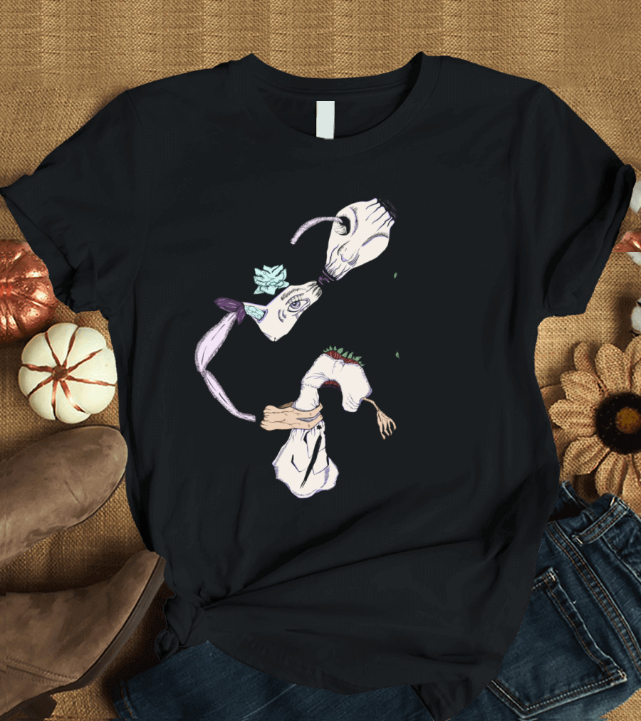 Twisted Links Surreal Faces and Abstract Figures T-Shirt