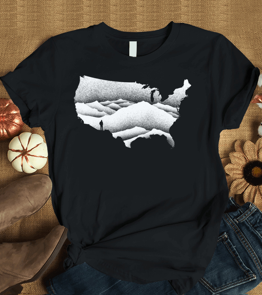 Natural Wonder USA Mountains Landscape Silhouette Map T-Shirt