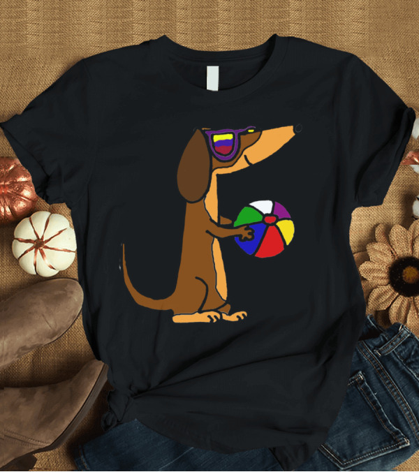 T-Shirt: Cool Dachshund Beach Vibes with Sunglasses and Colorful Ball T-Shirt Cool Dachshund Beach Vibes with Sunglasses and Colorful Ball T-Shirt