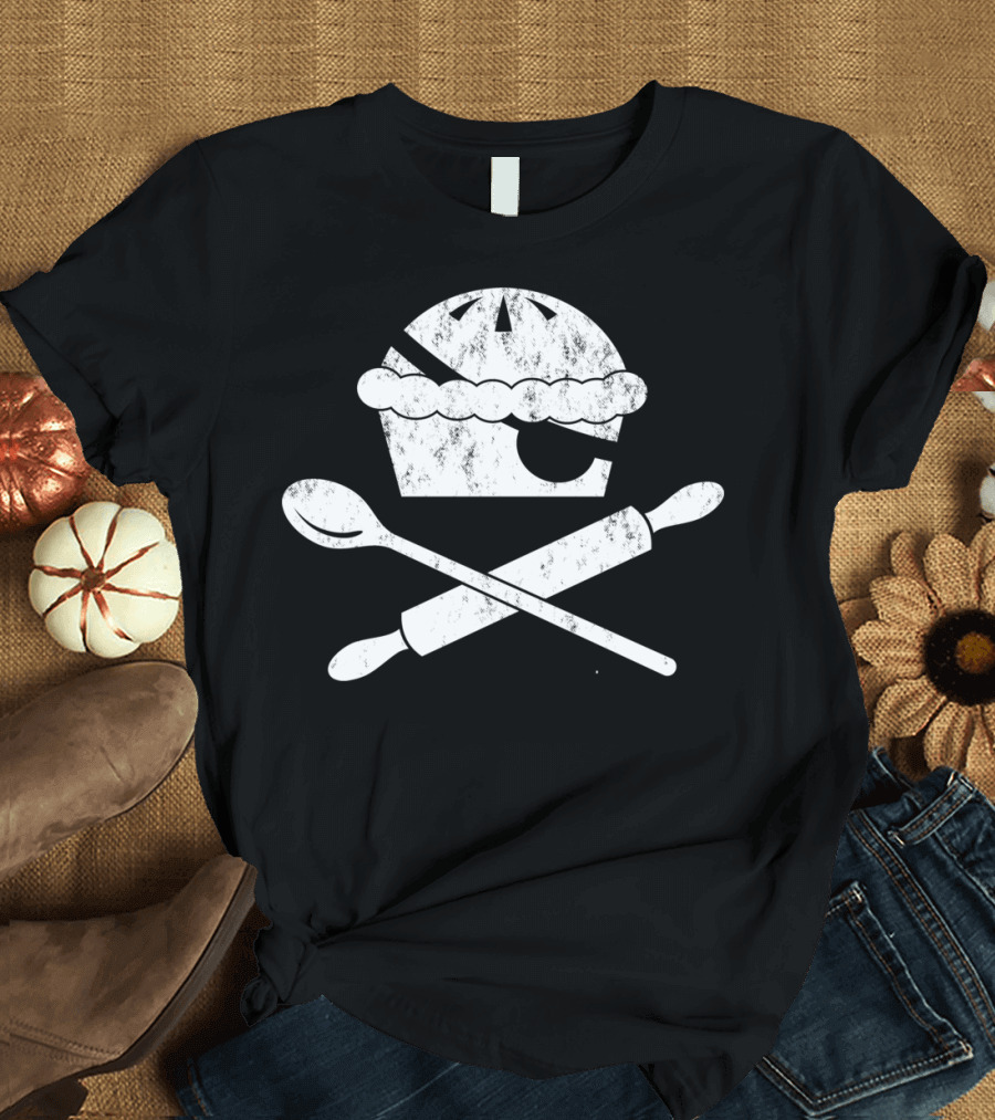 Pirate Pie with Rolling Pin and Spoon Crossbones T-Shirt