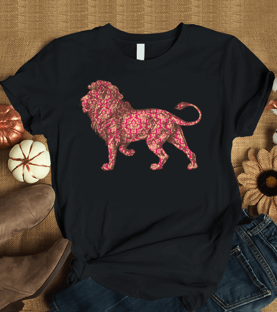 Vintage Lion Red Tapestry T-Shirt