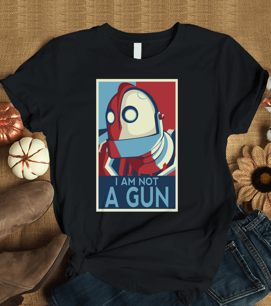 I Am Not A Gun Iron Giant Retro T-Shirt