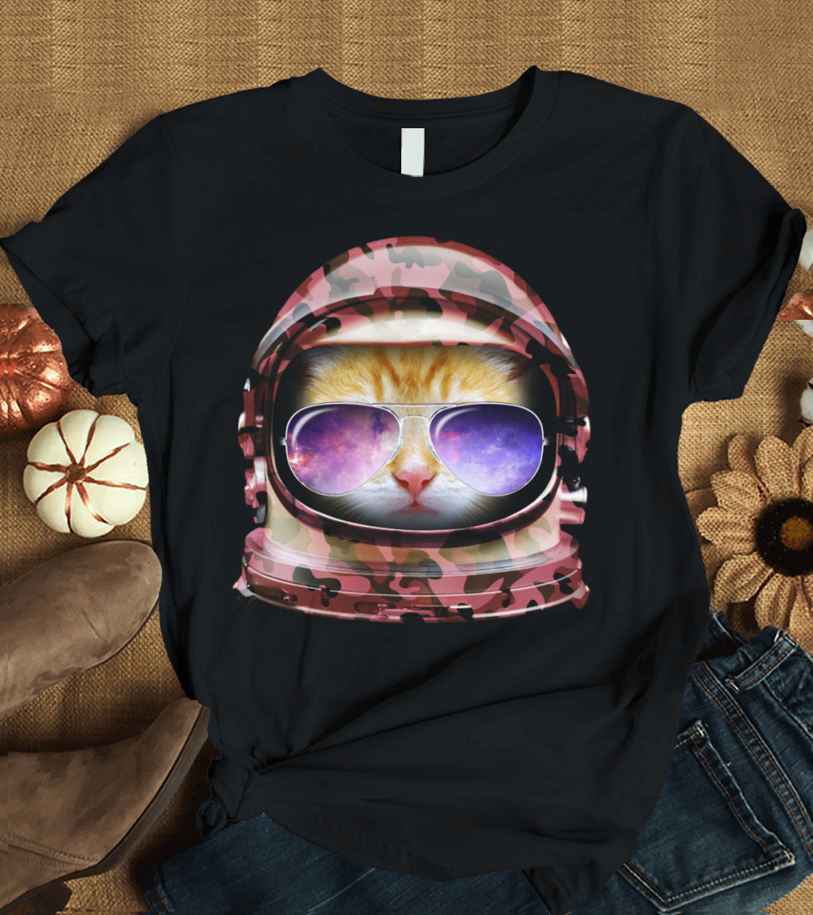 Kitty In Space Red Camo Astronaut Helmet with Sunglasses and Galaxy Reflection T-Shirt