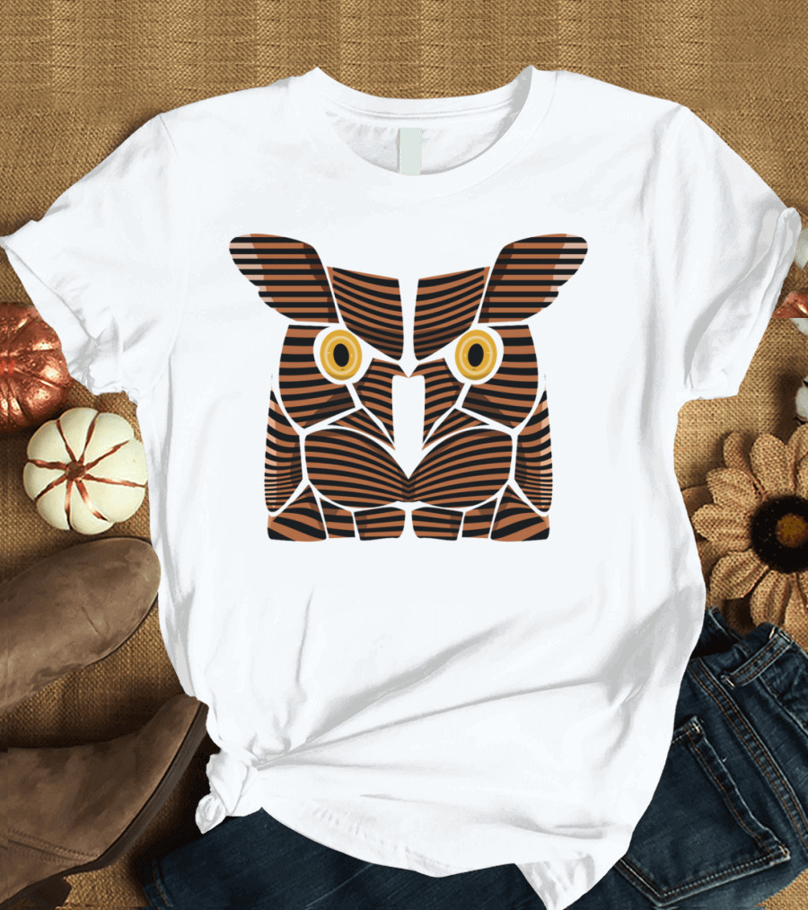 Owl Face Line Striped Abstract Pattern Optical Illusion T-Shirt