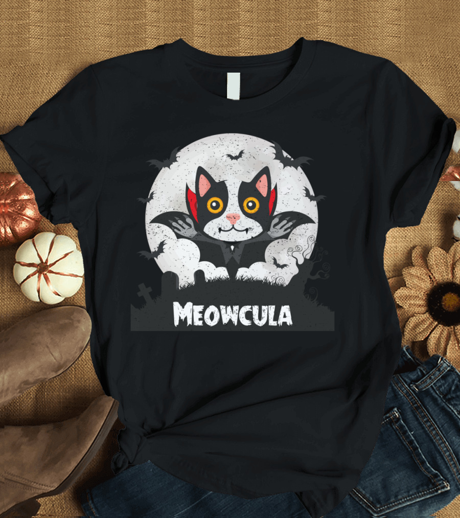 Meowcula Cat Vampire Halloween Moon Bats T-Shirt