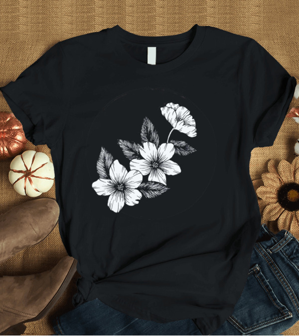 T-Shirt: Floral Circle Black and White Botanical T-Shirt Floral Circle Black and White Botanical T-Shirt