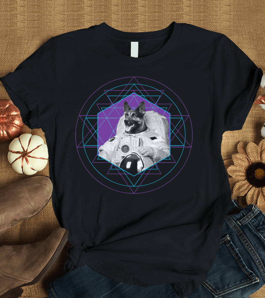 Muttstronaut German Shepherd Space Suit Geometric T-Shirt
