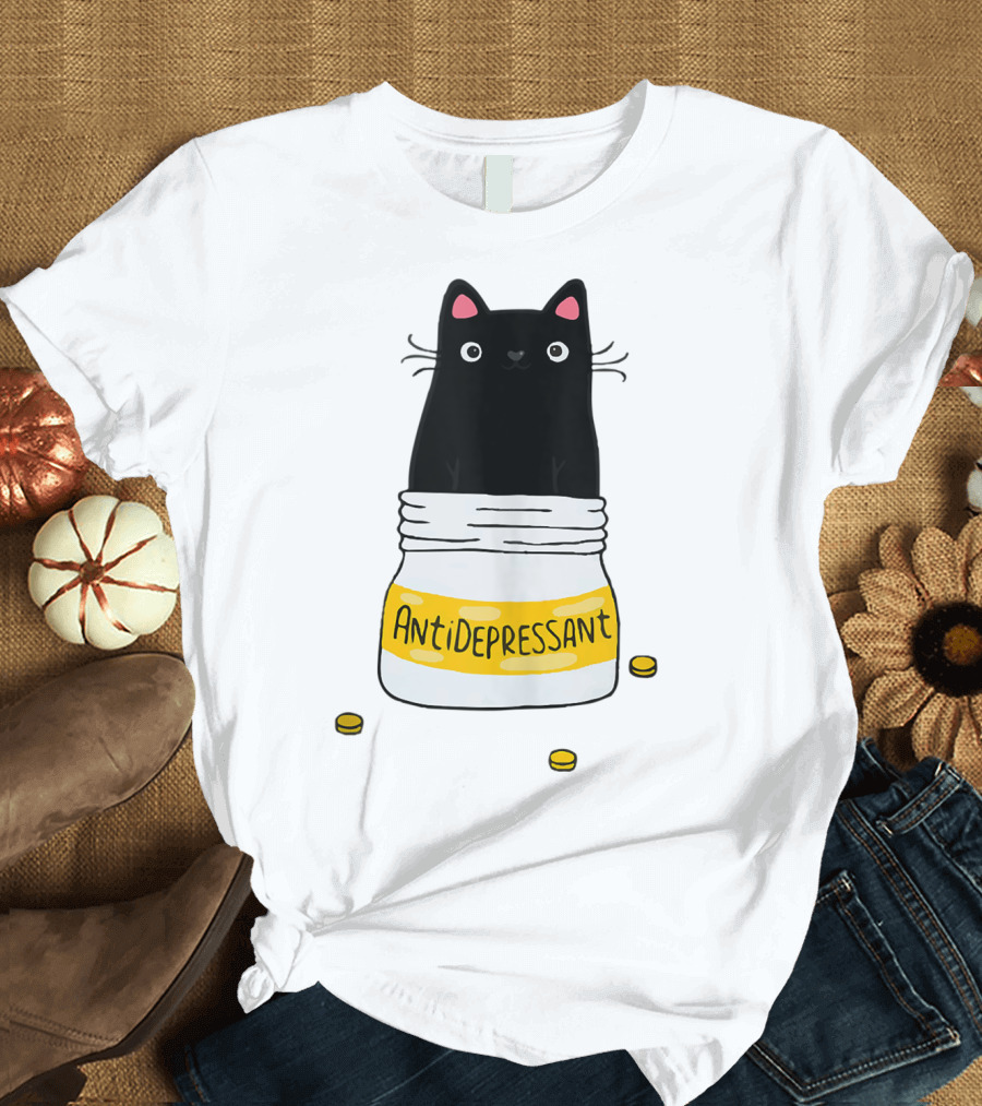 Cute Cat Kitten Antidepressant Black Cat in Pill Bottle T-Shirt