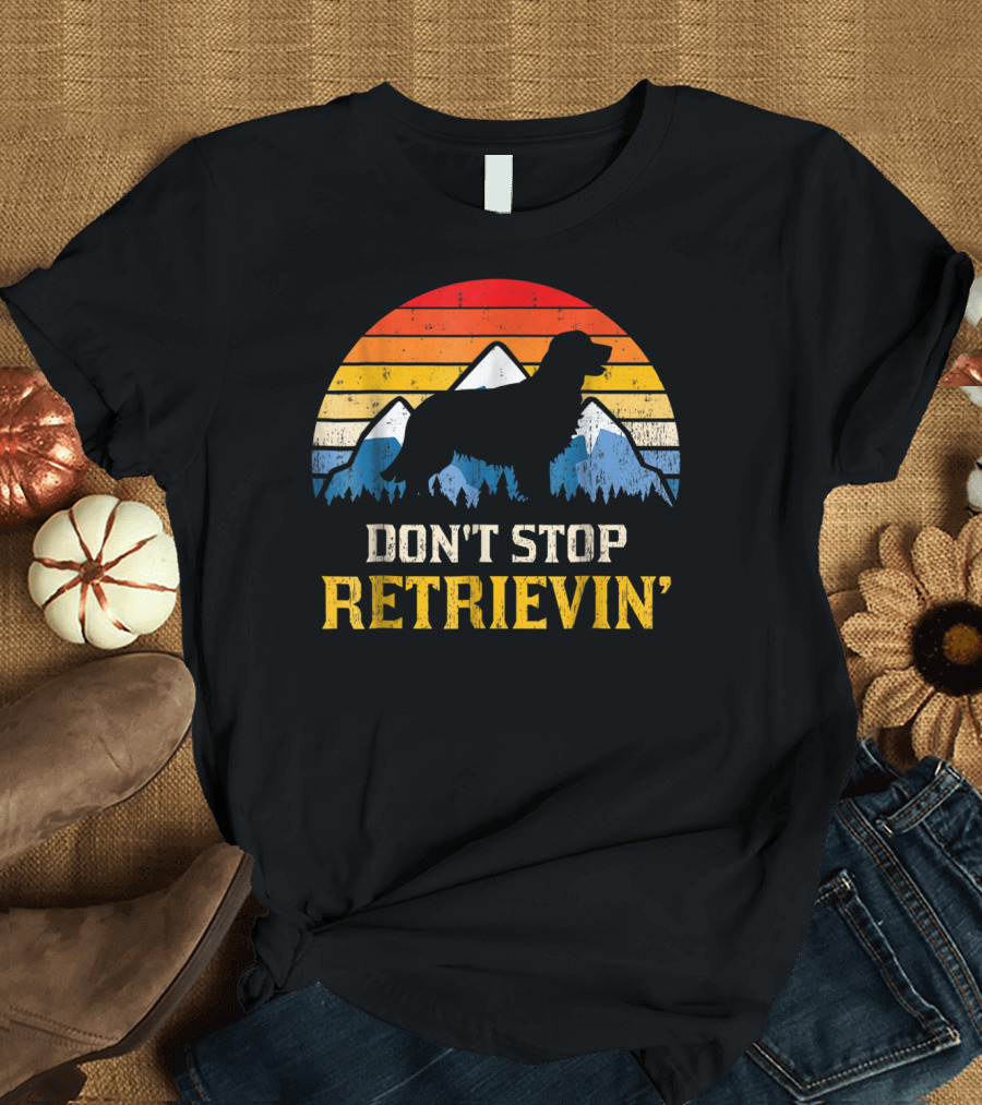 Don't Stop Retrievin' Golden Retriever Vintage Sunset T-Shirt