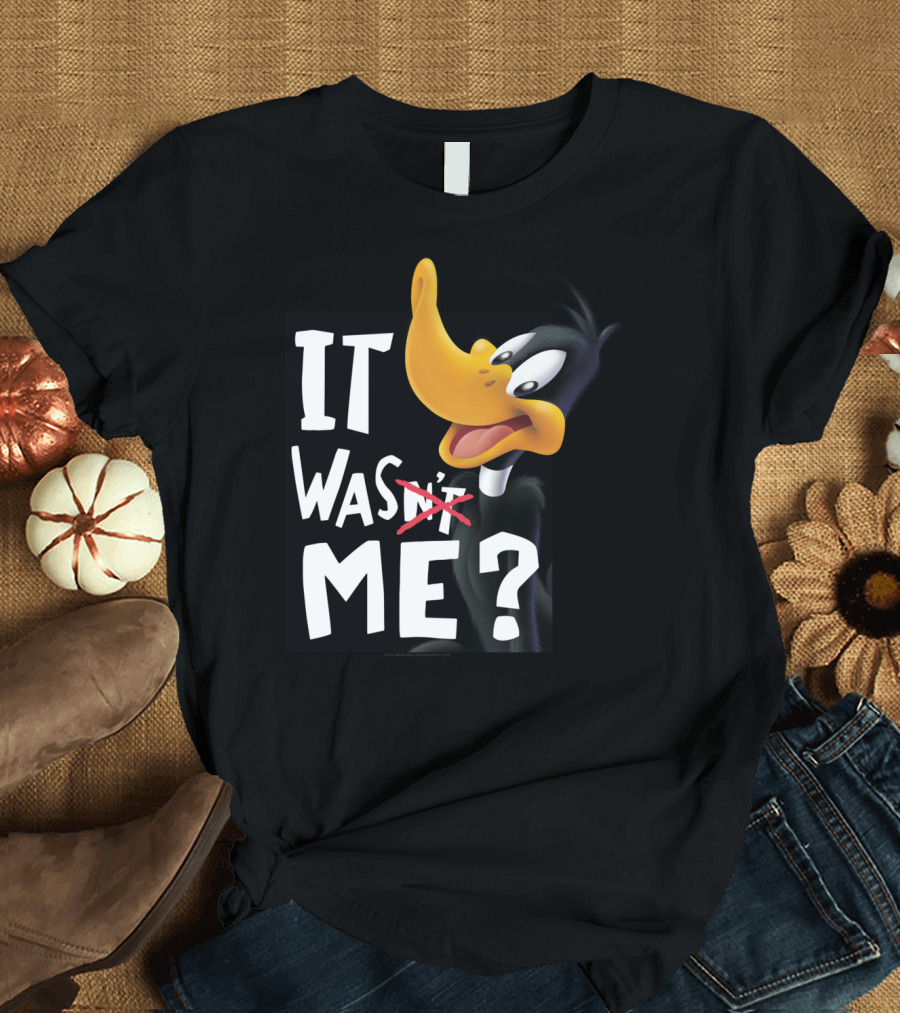Looney Tunes Daffy Duck It Was Me Question Mark T-Shirt
