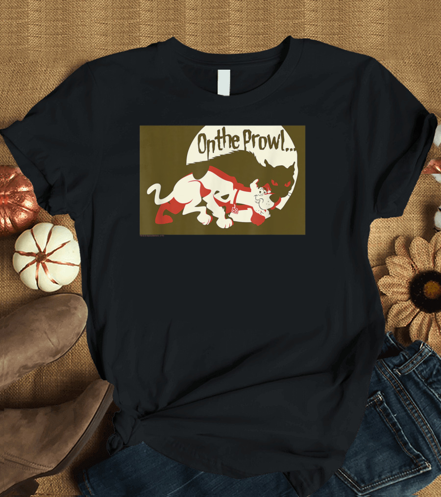 Scoobydoo On The Prowl Red Collar Dark Night Adventure T-Shirt