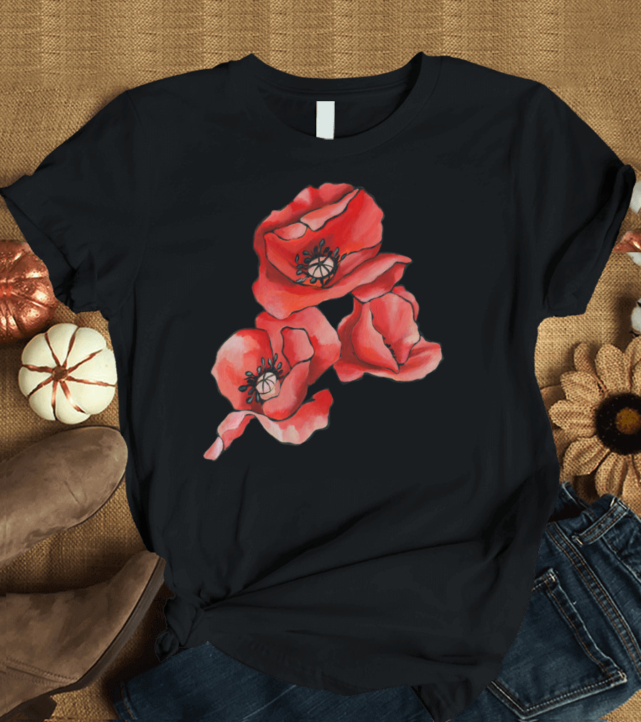 THREE RED POPPIES FLOWERS PETALS GARDENING FLORAL BLOOMS T-Shirt