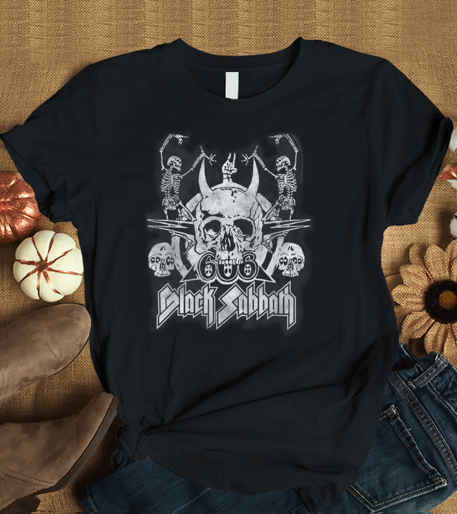 Black Sabbath Skull Skeletons Vintage 666 T-Shirt