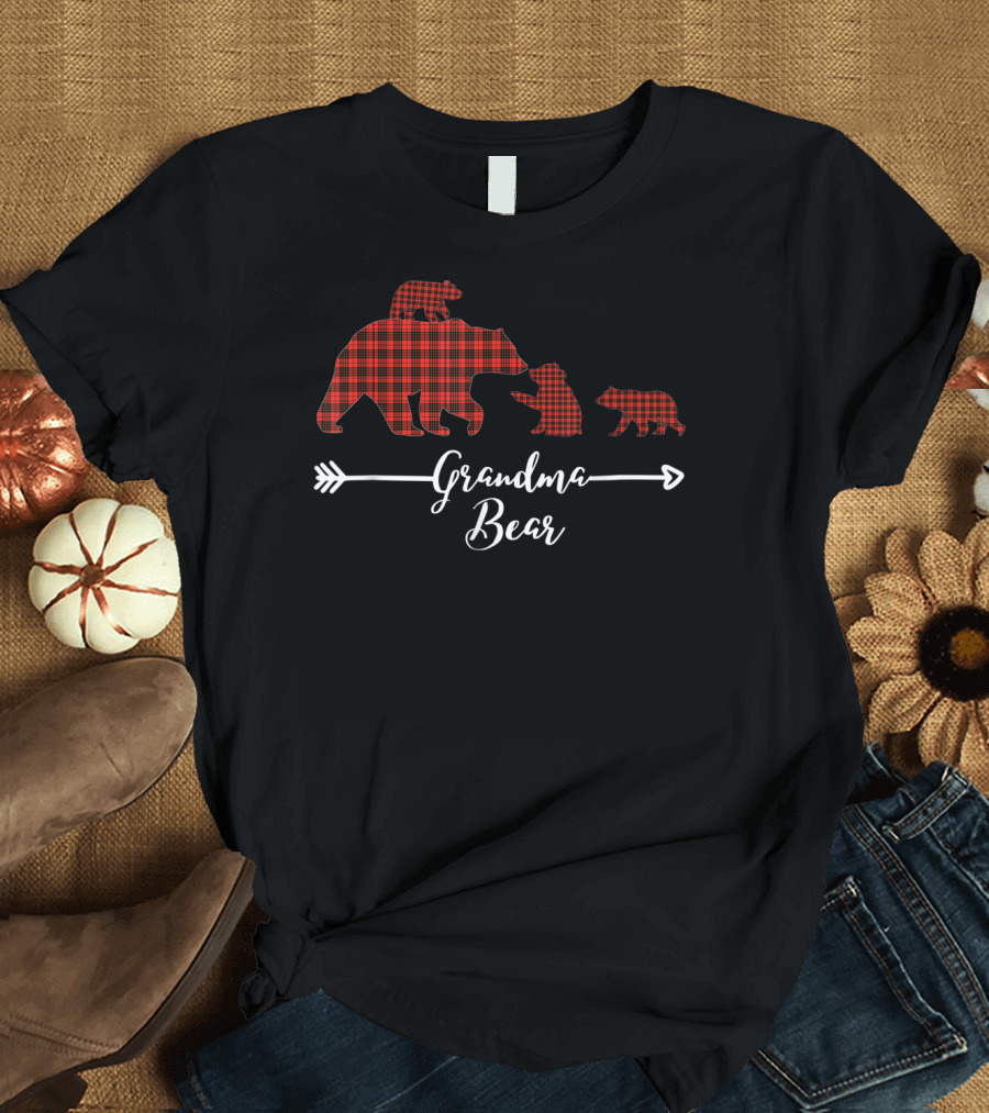 Grandma Bear Three Cubs Red Plaid Buffalo Family Arrow T-Shirt
