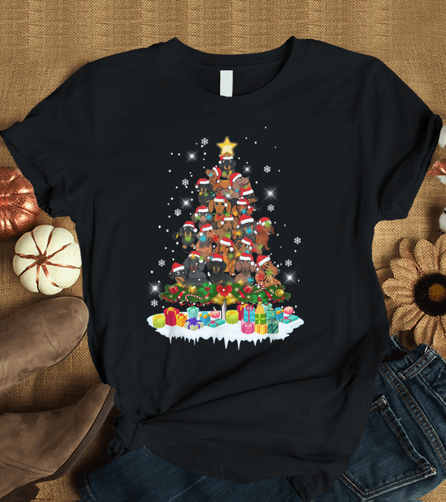 Santa Hat Dachshunds Christmas Tree with Presents and Snowflakes T-Shirt