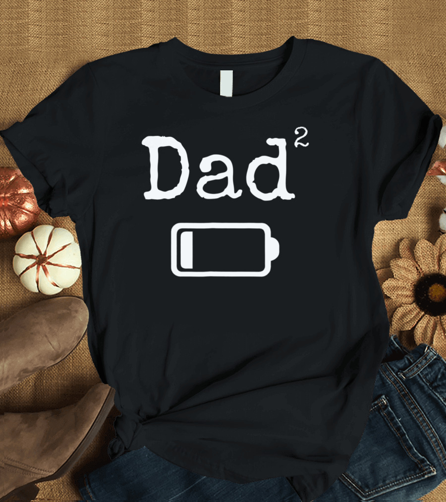 Dad2 Low Battery Tired Dad Funny Dad Mens T-Shirt