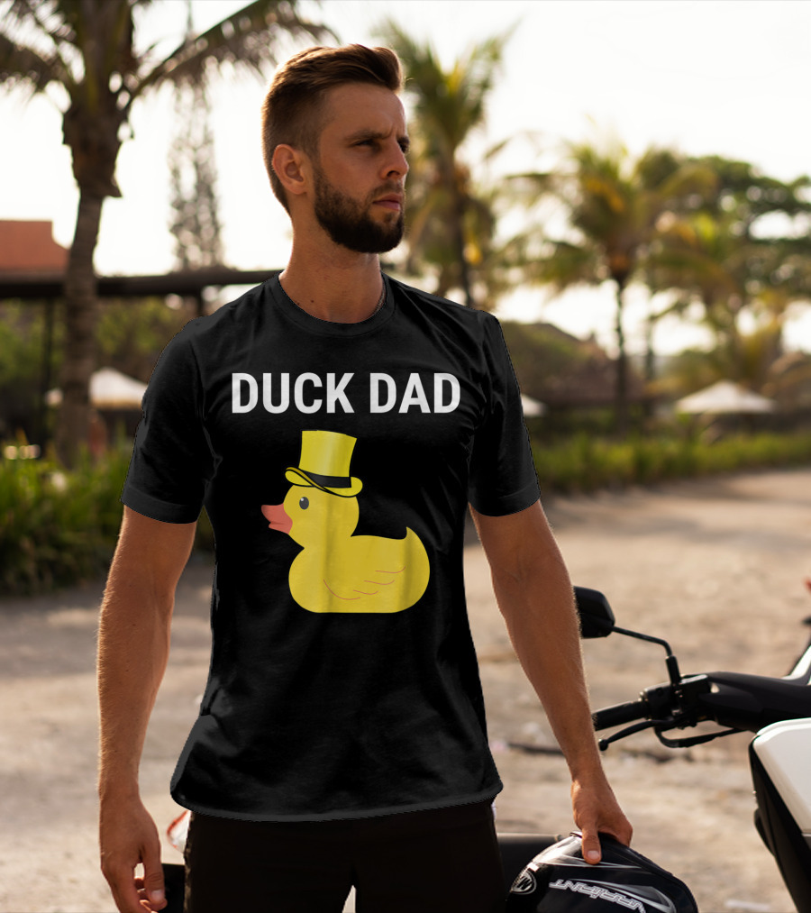 Duck Dad Cute Rubber Duck With Top Hat For Lovers Father T-Shirt