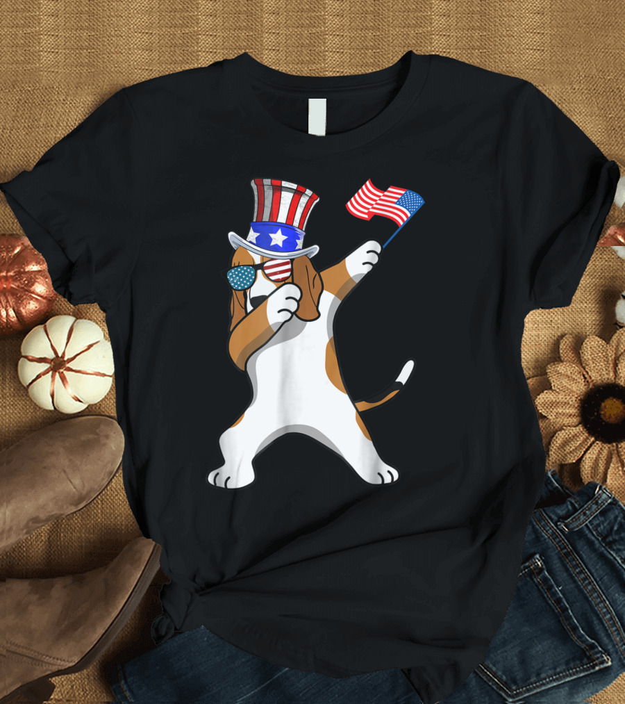 Patriotic Beagle Dabbing Dog Dad 4th of July American Flag Hat Sunglasses T-Shirt