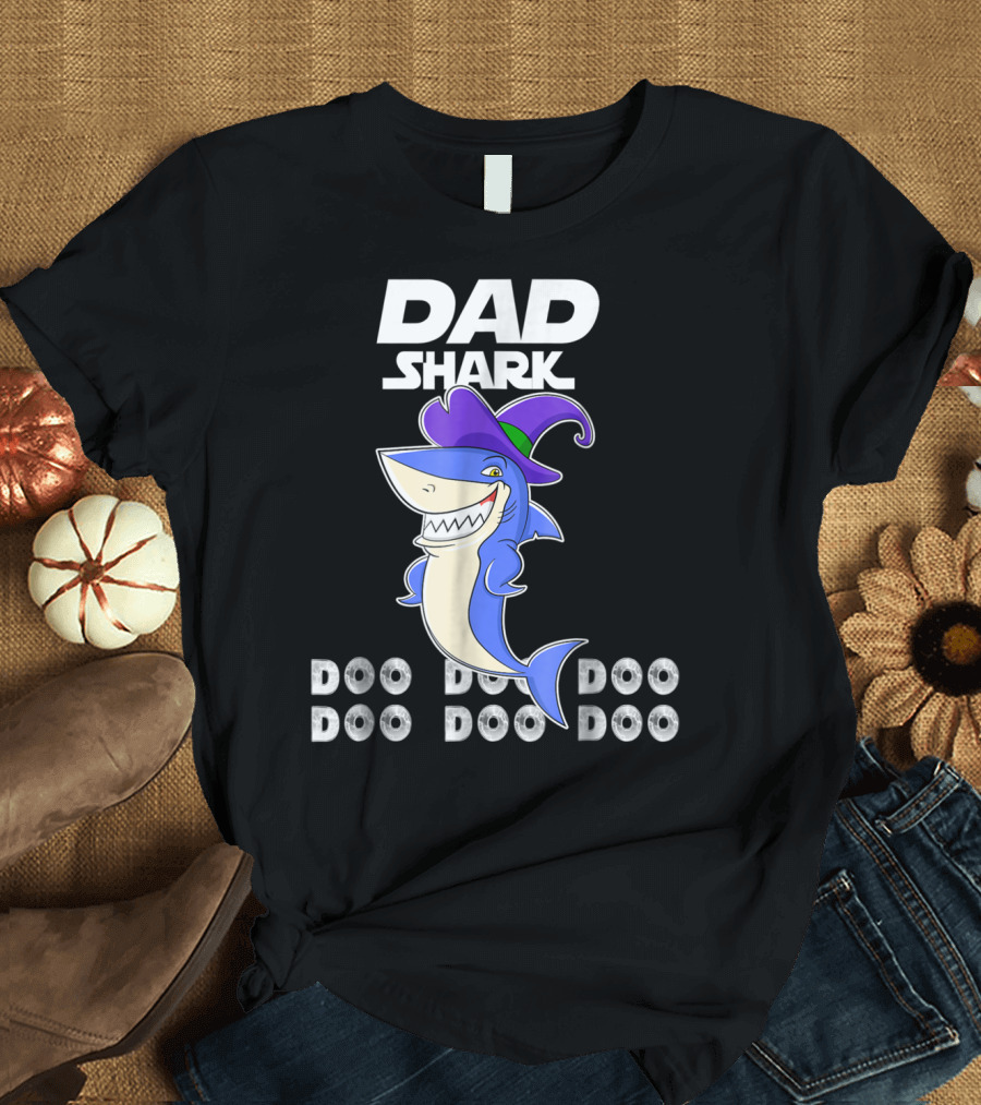 Dad Shark Doo Doo Doo Funny Shark with Witch Hat T-Shirt