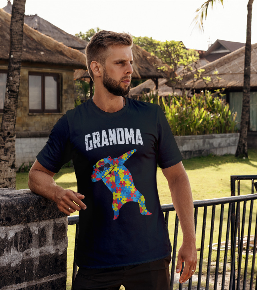 Autism Grandma Bear Dabbing Puzzle Glasses T-Shirt
