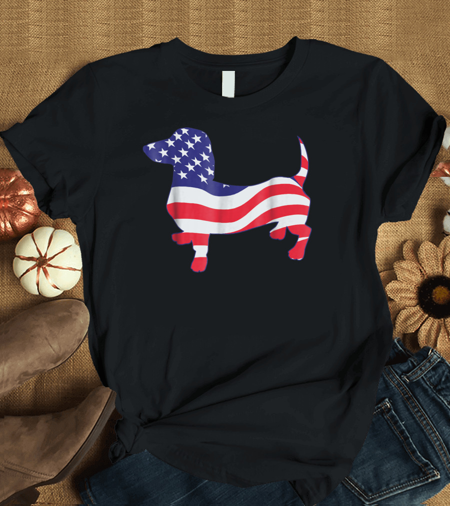 Patriotic American Dachshund Mom Flag 4th of July USA T-Shirt