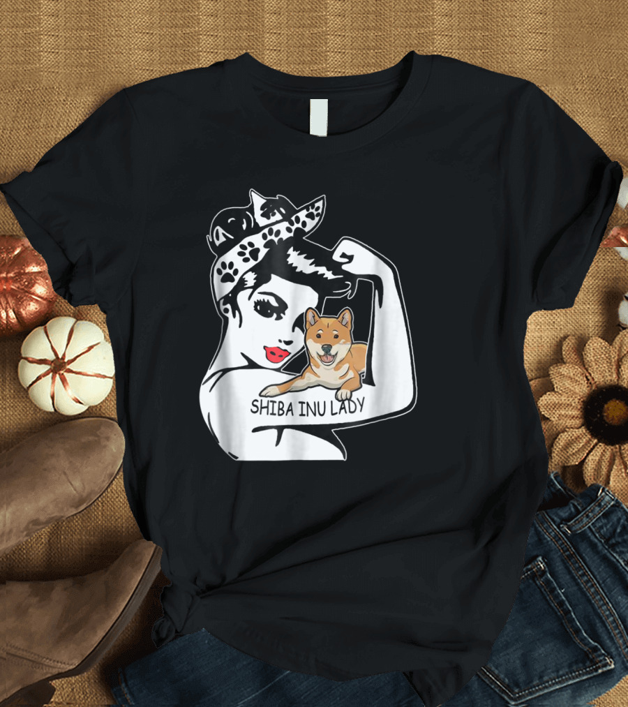 Shiba Inu Lady Strong Mom Birthday Funny T-Shirt
