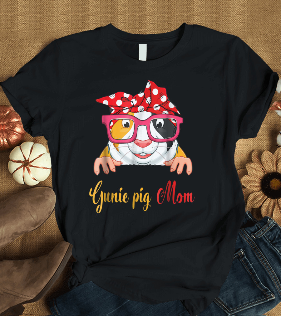 Guinea Pig Mom Red Glasses Bandana 37 T-Shirt