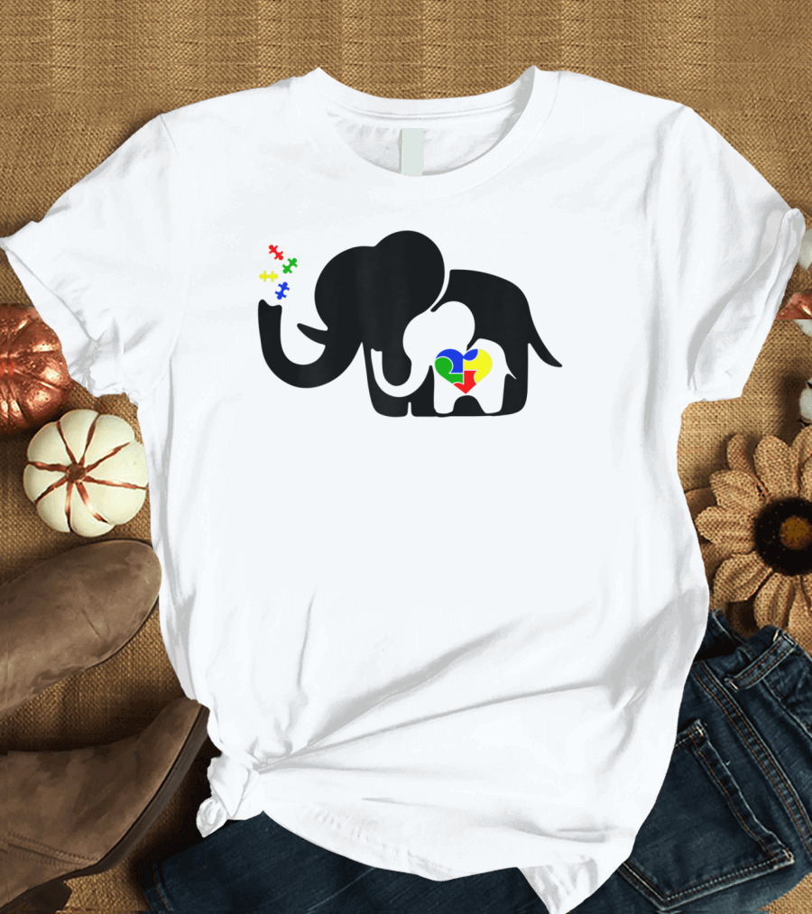 Autism Awareness Elephant with Puzzle Heart and Baby Elephant for Autism Mom T-Shirt